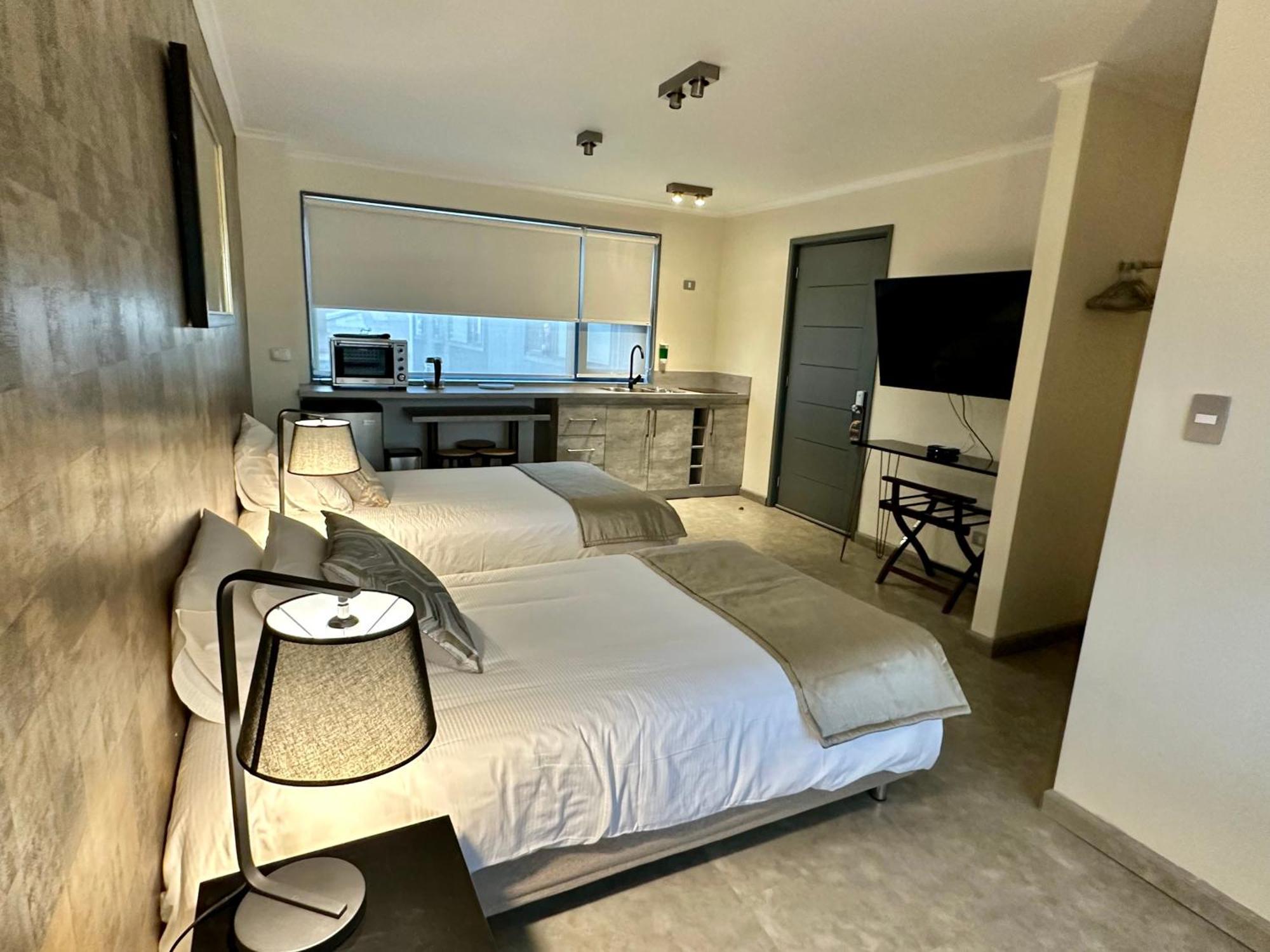 Patagonia Apart Hotel - Suite Punta Arenas Esterno foto