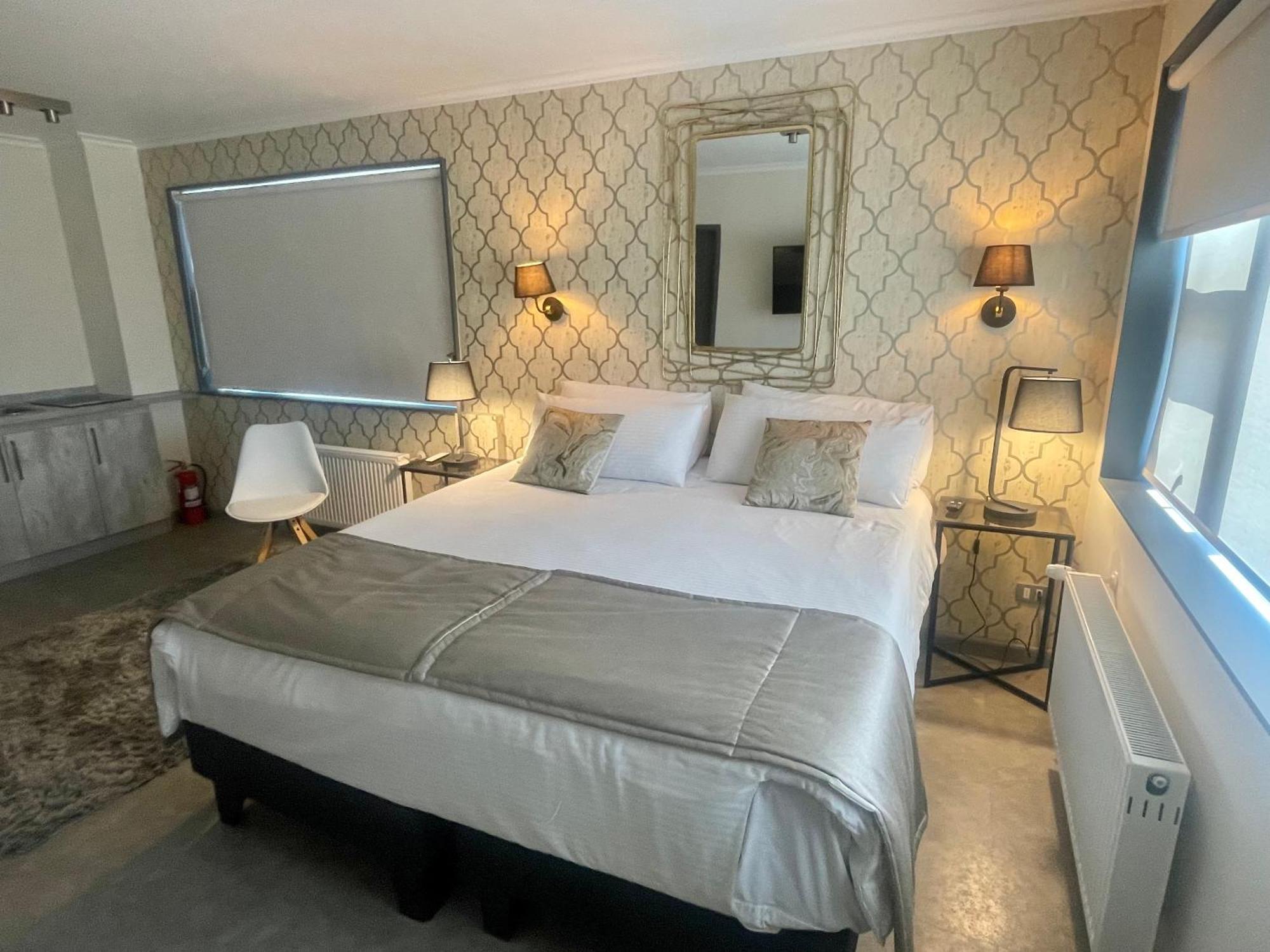 Patagonia Apart Hotel - Suite Punta Arenas Esterno foto