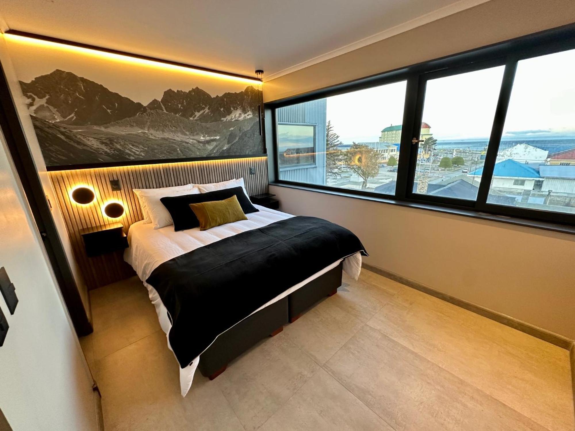 Patagonia Apart Hotel - Suite Punta Arenas Esterno foto